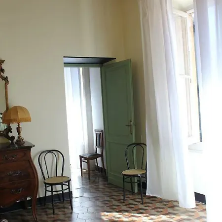 Apartament Near The Sea Pearl 1 *